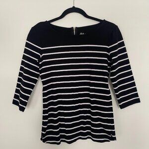 2/$20❤️ | Reitmans Striped Top